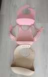 Minikoioi Силиконов лигавник с джоб Flexi Bib Pink