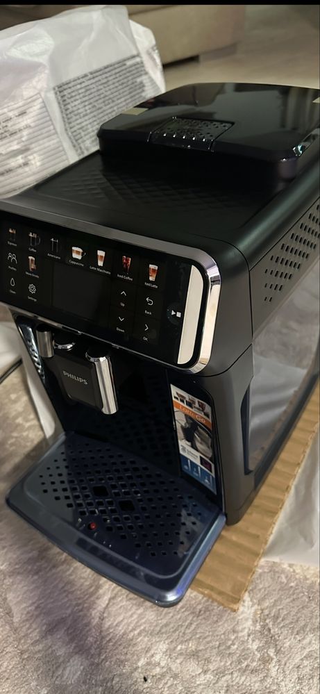 Espressor Automat Philips Seria 5500