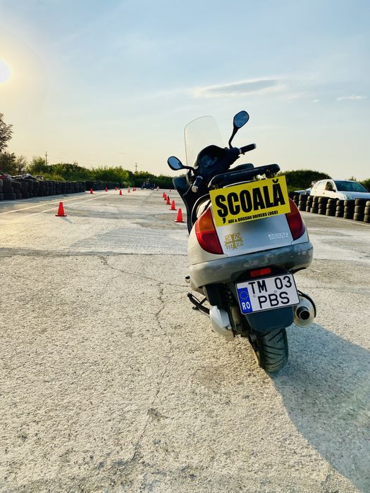 Scoala de soferi ADI & BOGDAN DRIVERS-LUGOJ Cat.AM,A1,A2,A,B,C,CE,D