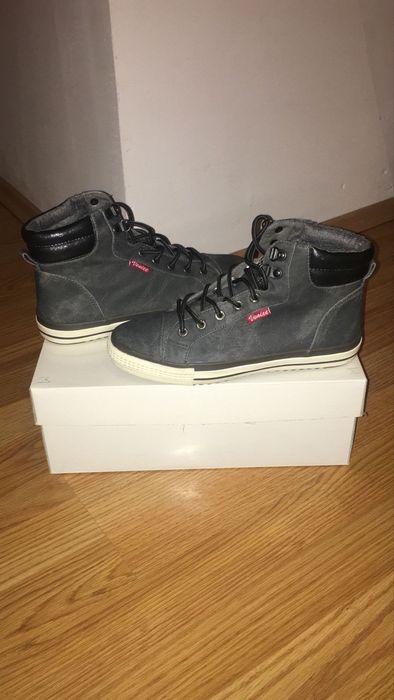 Incaltaminte imblanita