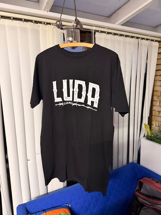 Луда тениски на добри цени