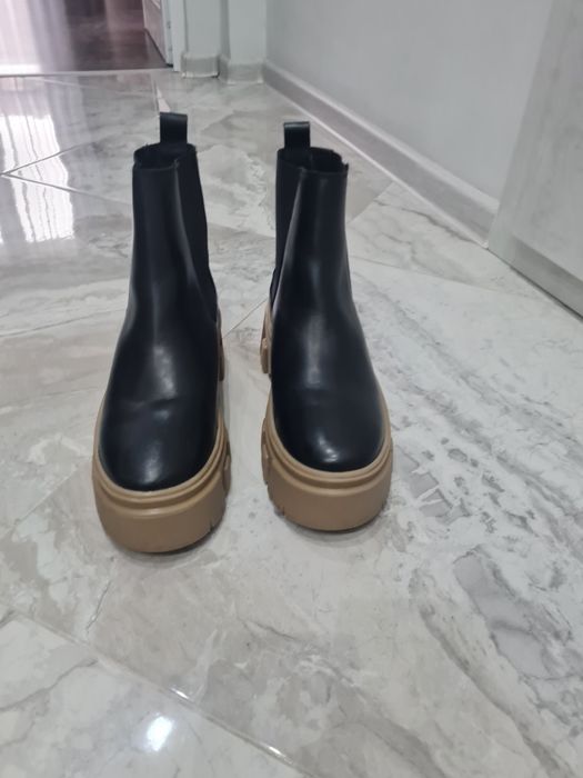 Боти от естествена кожа