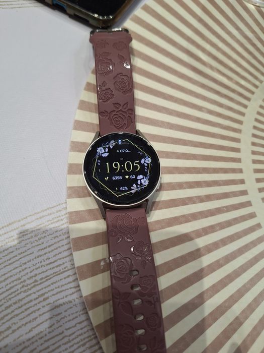 Часовник Samsung watch7