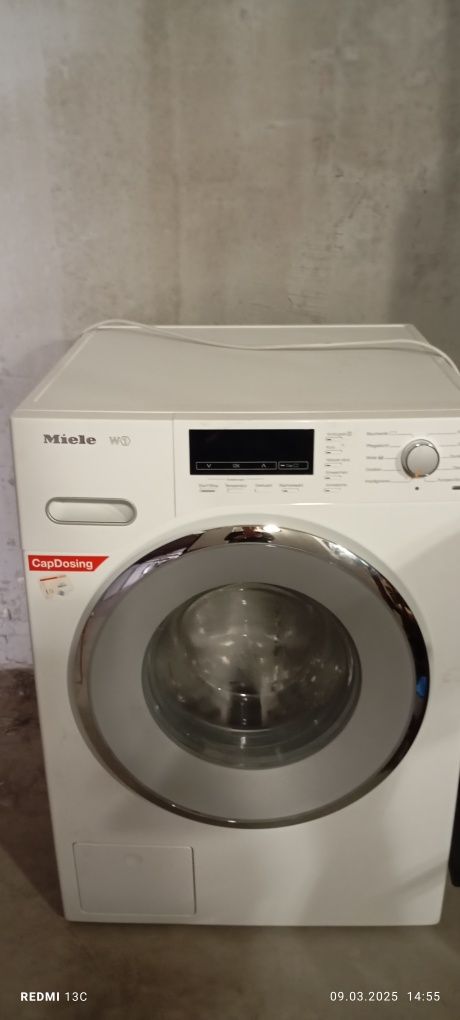 Продавам пералня Miele, модел WMC 120 , 8 серия. Отлично състояние
