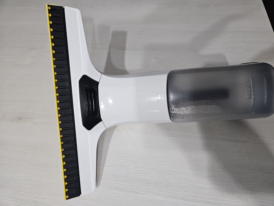 Aspirator geamuri Karcher WV 6 Plus