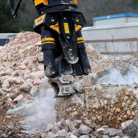 Pulverizator de beton pentru demolări MB Crusher MB PT-1650
