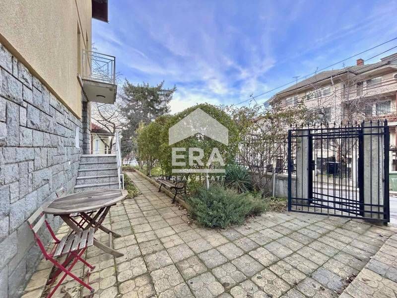 Продава се Къща в София, Бояна - 225 кв.м за 2352 €/кв.м - Снимка #9