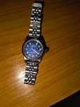 Rolex de femei  nj dacă merge dar nu se închide pe mana adică nu sta