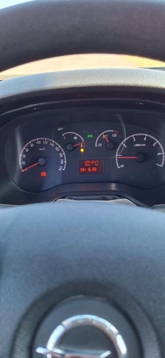 Opel Combo 1,6 diesel, 105 CP, 2018, AC, 6 trepte
