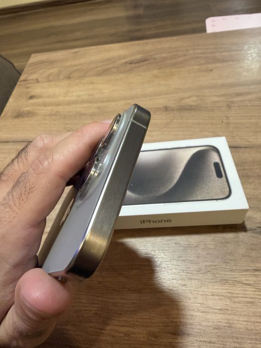 Iphone 15 pro 128GB natural titanium