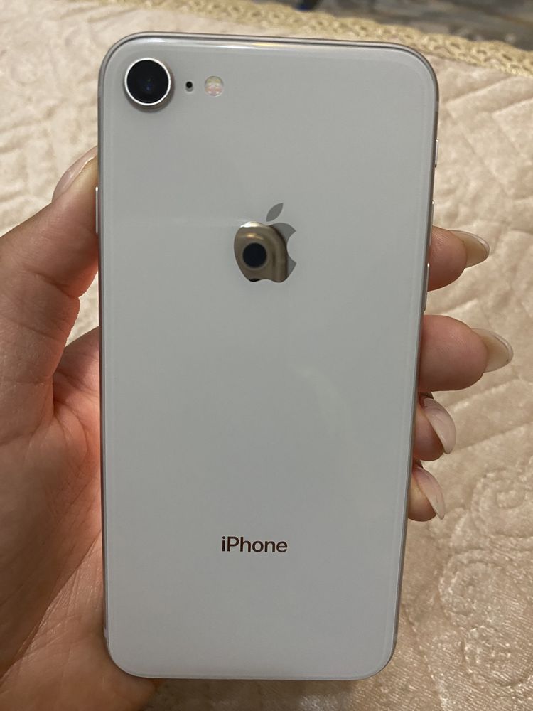 Iphone 8 серебро