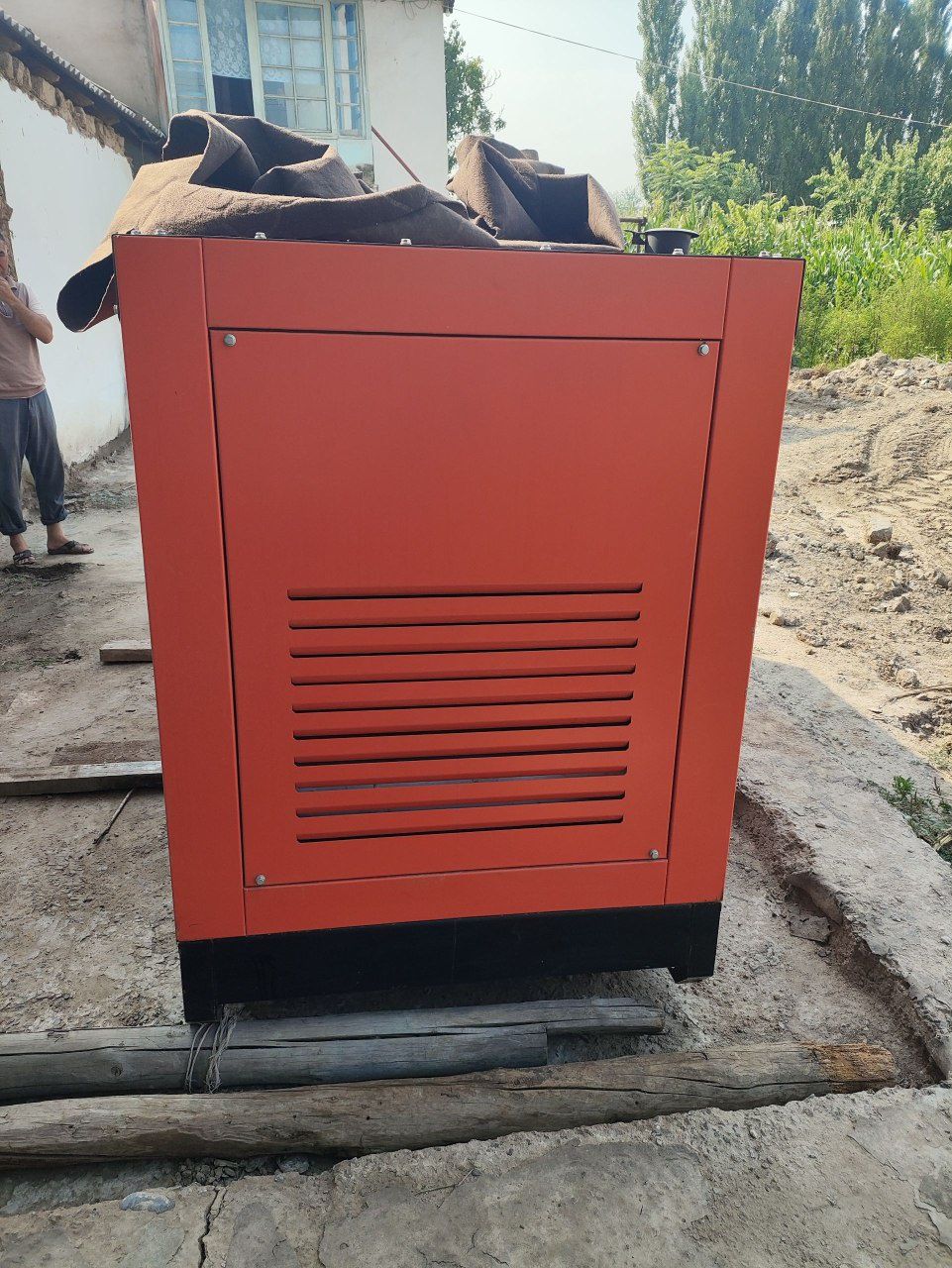 Generator 100 kv