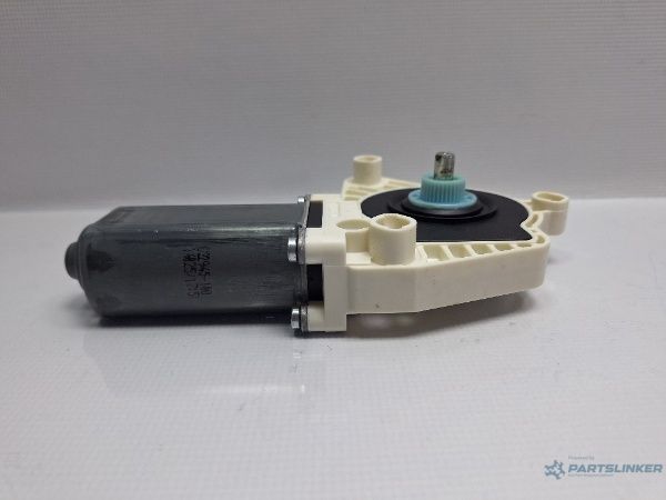 Motoras macara geam stanga fata VOLKSWAGEN PASSAT Variant (3G5) [ 2014