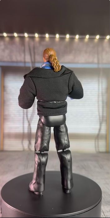 Figurina wwe wrestling triple h elite