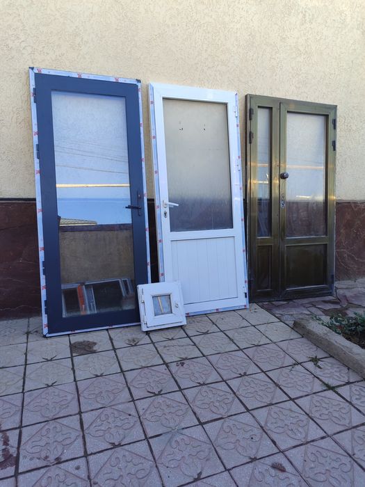 Дверь ,Окно новый,отл.сост.