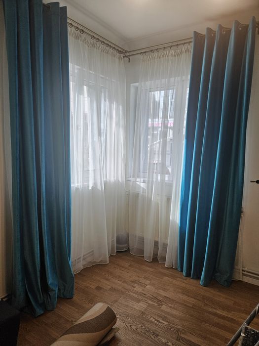 Vând perdea si draperie din catifea