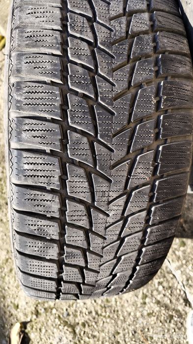 2броя зимни гуми 16 цола
