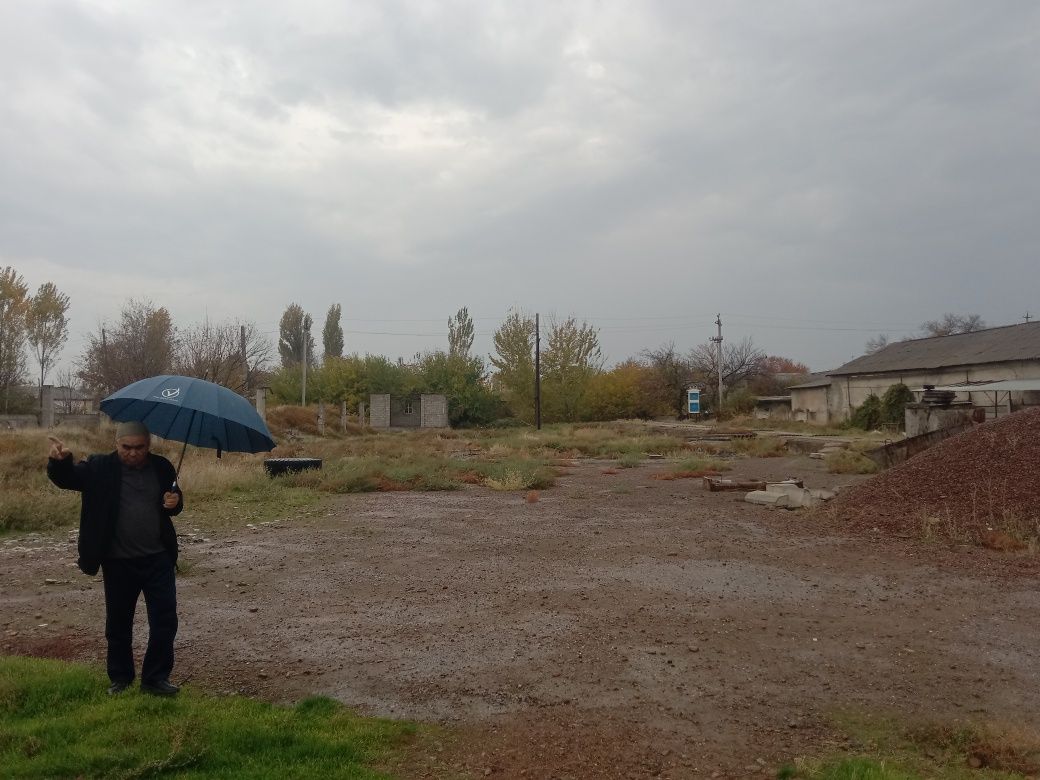 Завод сотилади 1 гектар ли жой