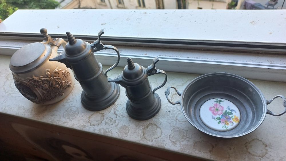 Halbe vechi cu capac din zinc/portelan