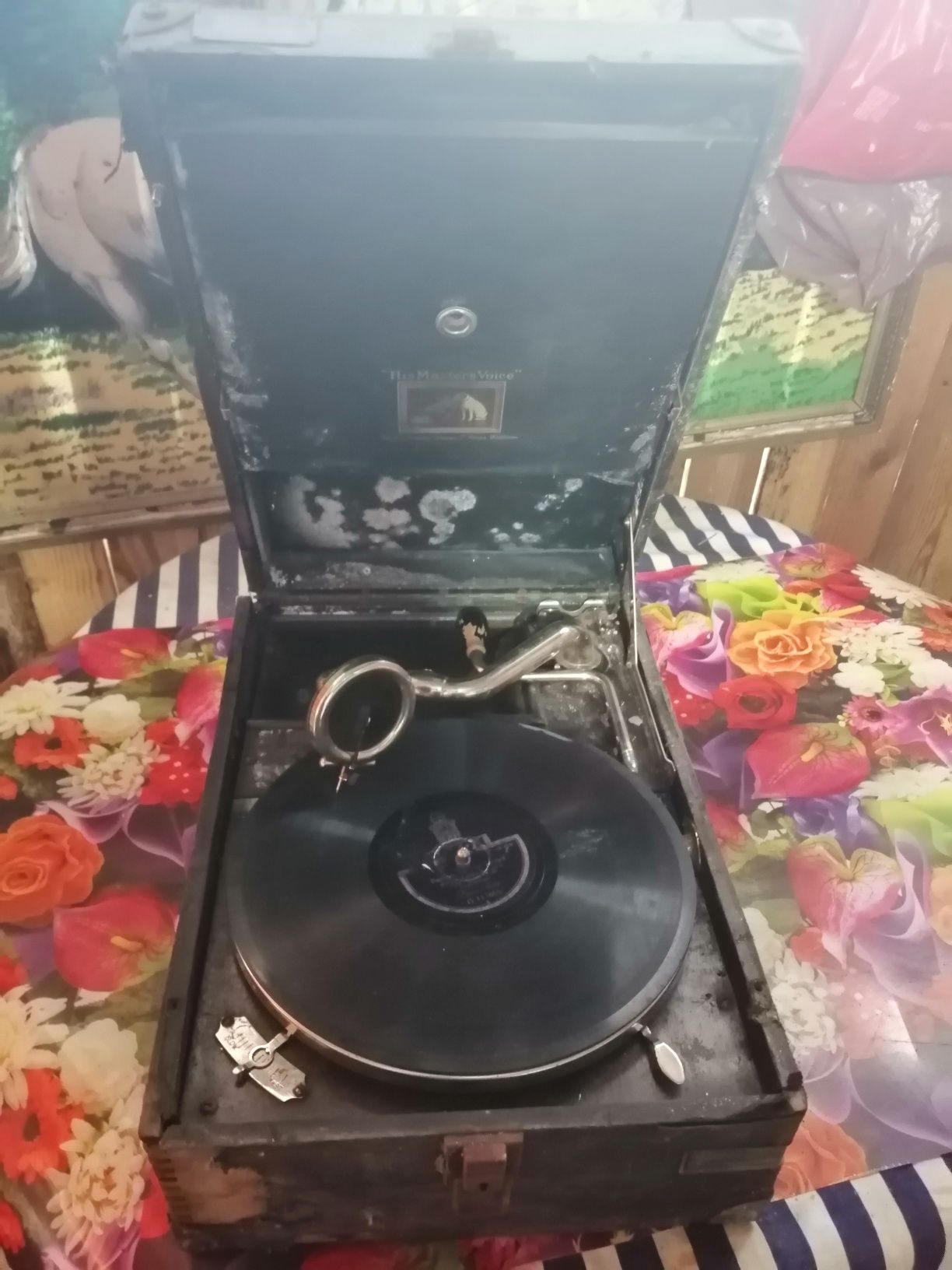 Gramofon his master's voice