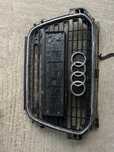 Grila centrala bwra fata audi a1 2013