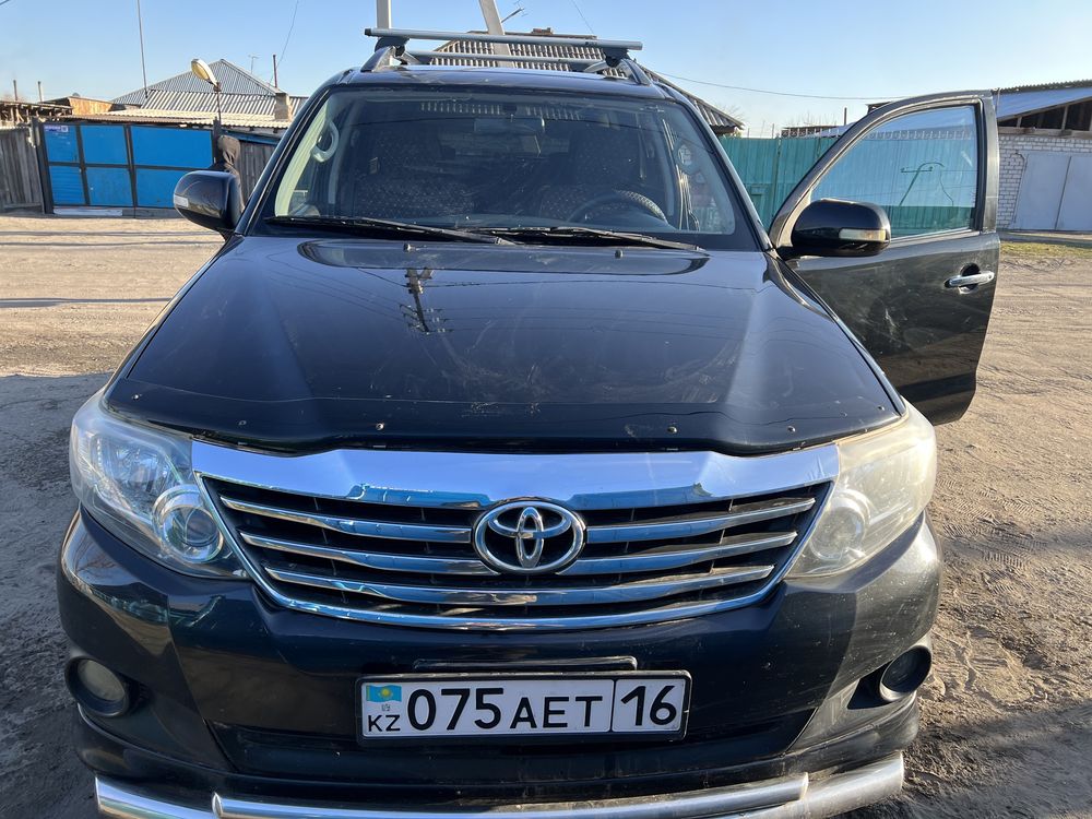 Toyota Fortuner 2014 года