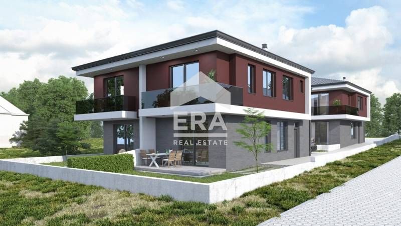 Нова двуетажна къща в затворен комплекс