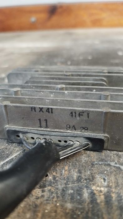 Продавам реле регулатор за мотор