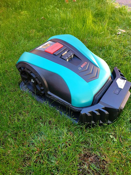 Косачка Робот Bosch indego 400 за Ремонт или за Части