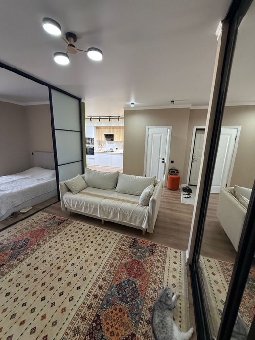 Продается 2 комн кв EL Plaza.