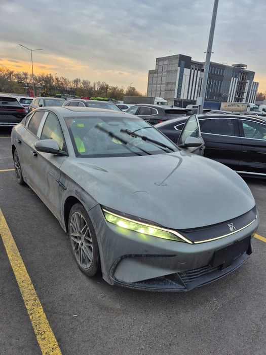 HAN 2025 Model EV Smart Drive 635 km Flagship