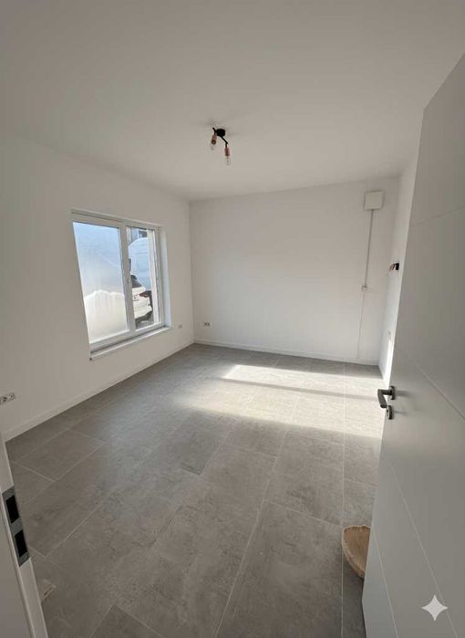 SAD 104mp, 4 locuri de parcare. Birouri, servicii sau locuit