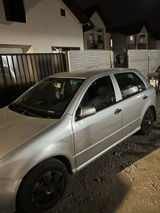 Vand skoda fabia 1.2 benzina