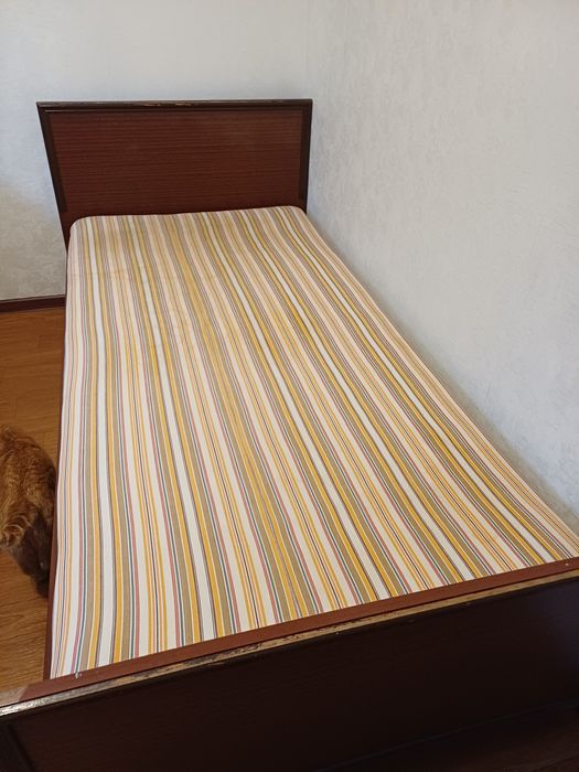 Продам кровать односпальная