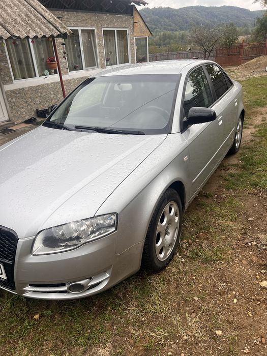 Audi A4 b7 rs  140 cp