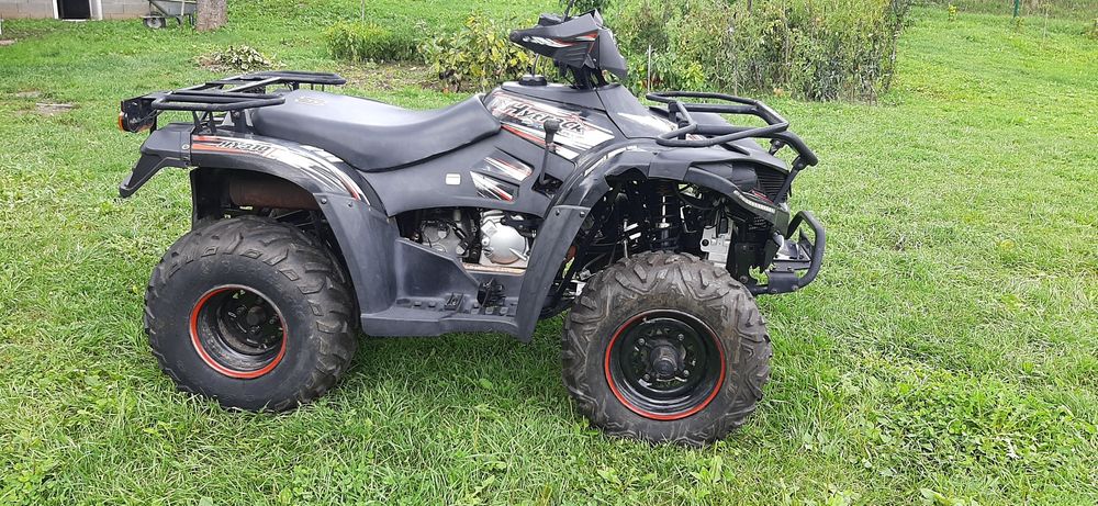 Vând atv linhai 300cc 2x4