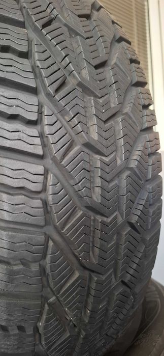 4бр. 215/65/16 Kormoran SUV 8mm грайфер, дот 18г. Безплатен монтаж