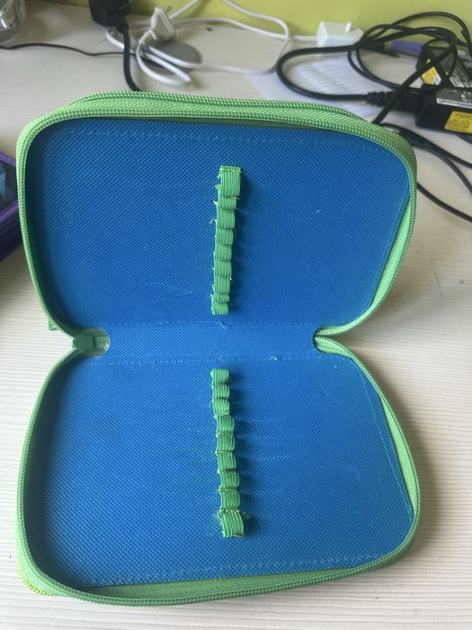 Ученически несесери