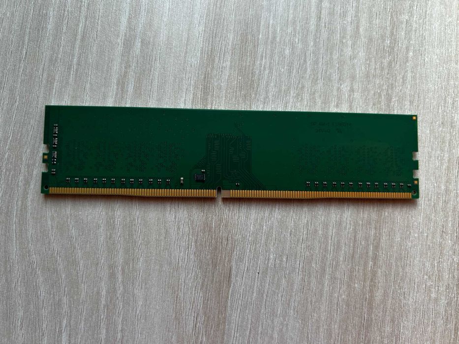 Продавам RAM ADATA 4GB DDR4 2666