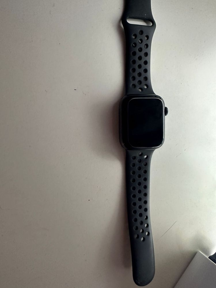 apple watch se nike