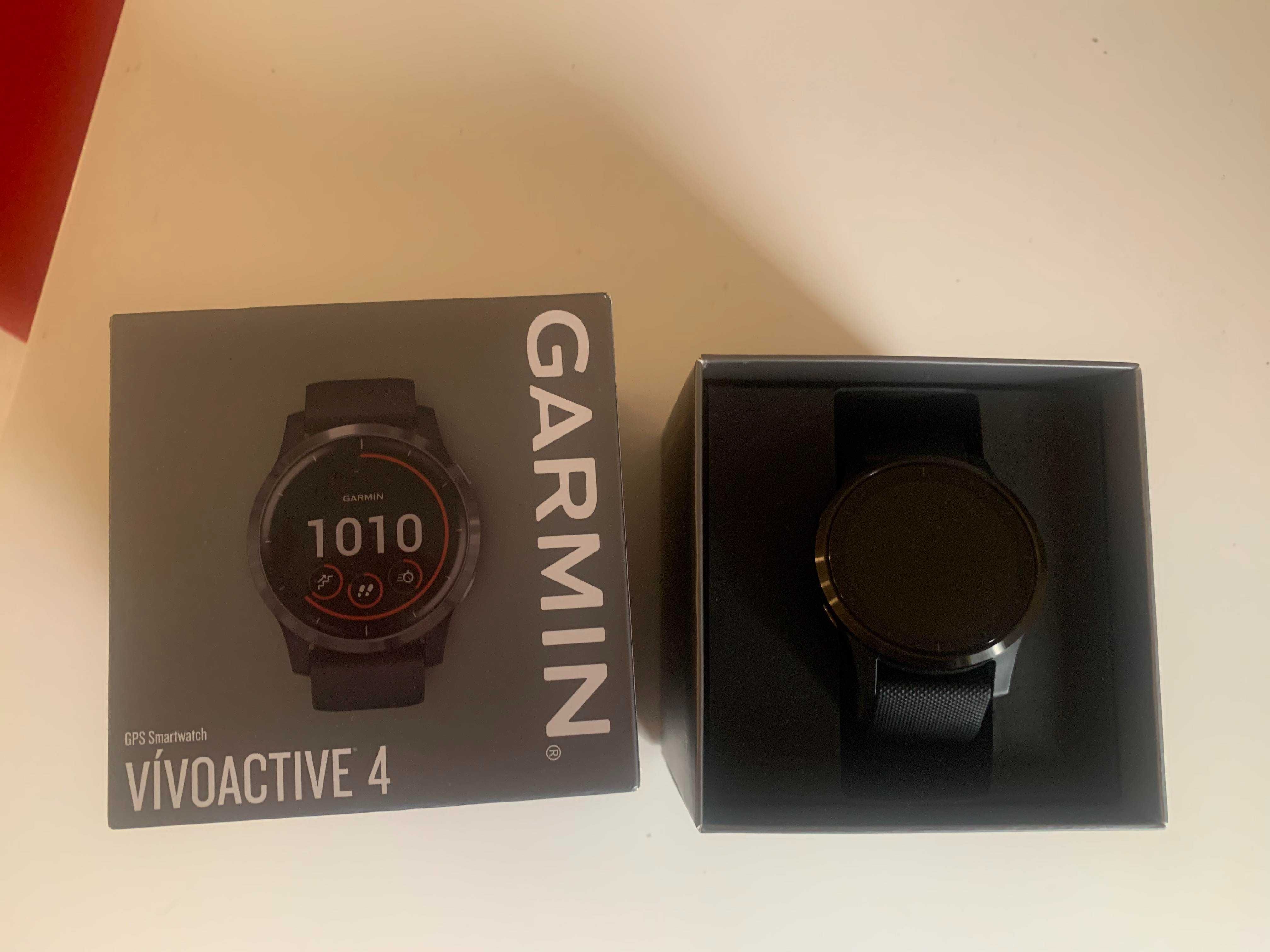 Vând smartwatch Garmin Vivoactive 4
