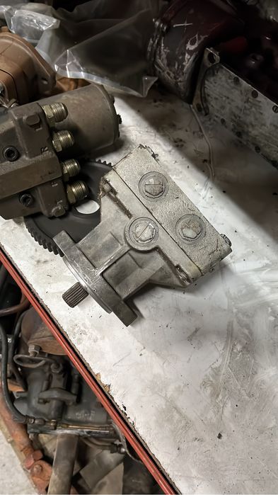 Pompa hidraulică Poclain m2 și alte pompe hidromotoare