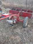 Grebla greblatoare cu motor