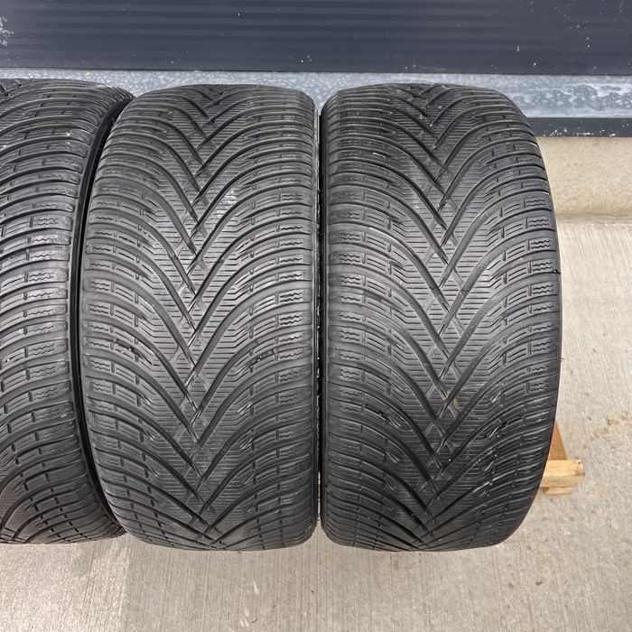 4 Anvelope iarna 225 40 18 Kleber