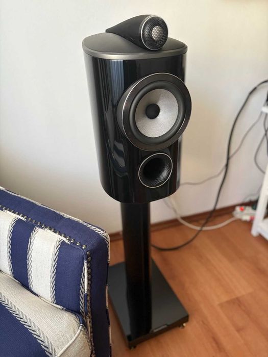 Висок клас Тонколони Bowers & Wilkins, B&W 805 D4