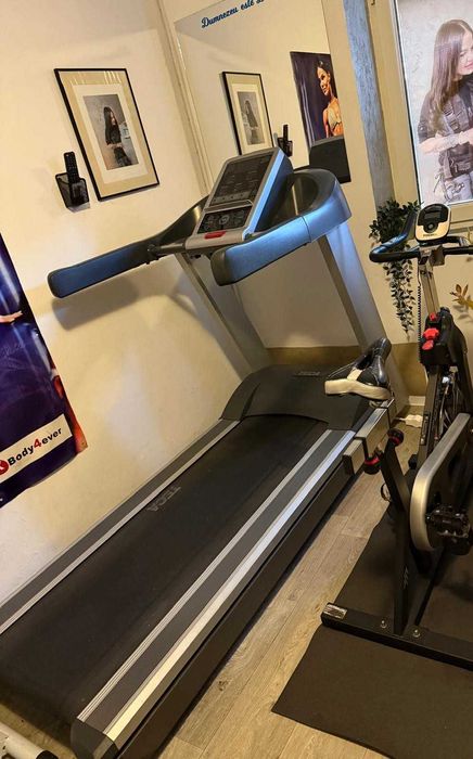 Bandă profesională Life Fitness