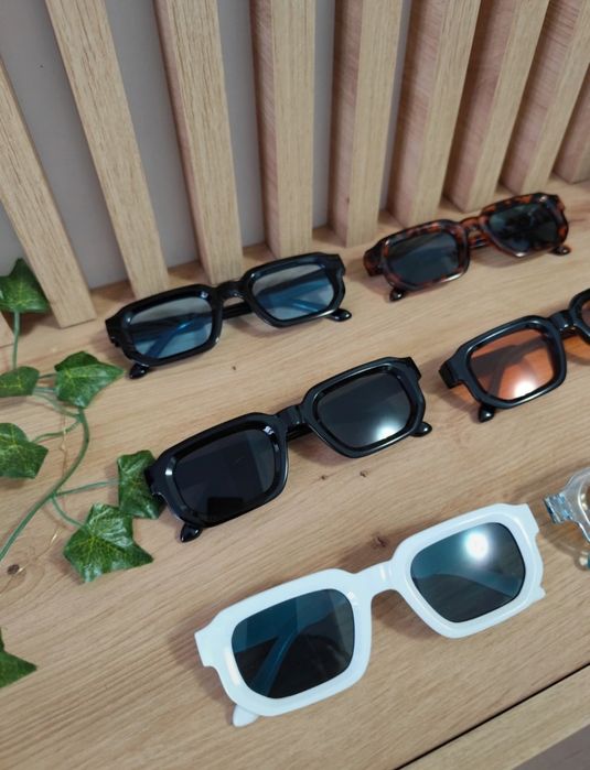 Ochelari soare transparenti la moda