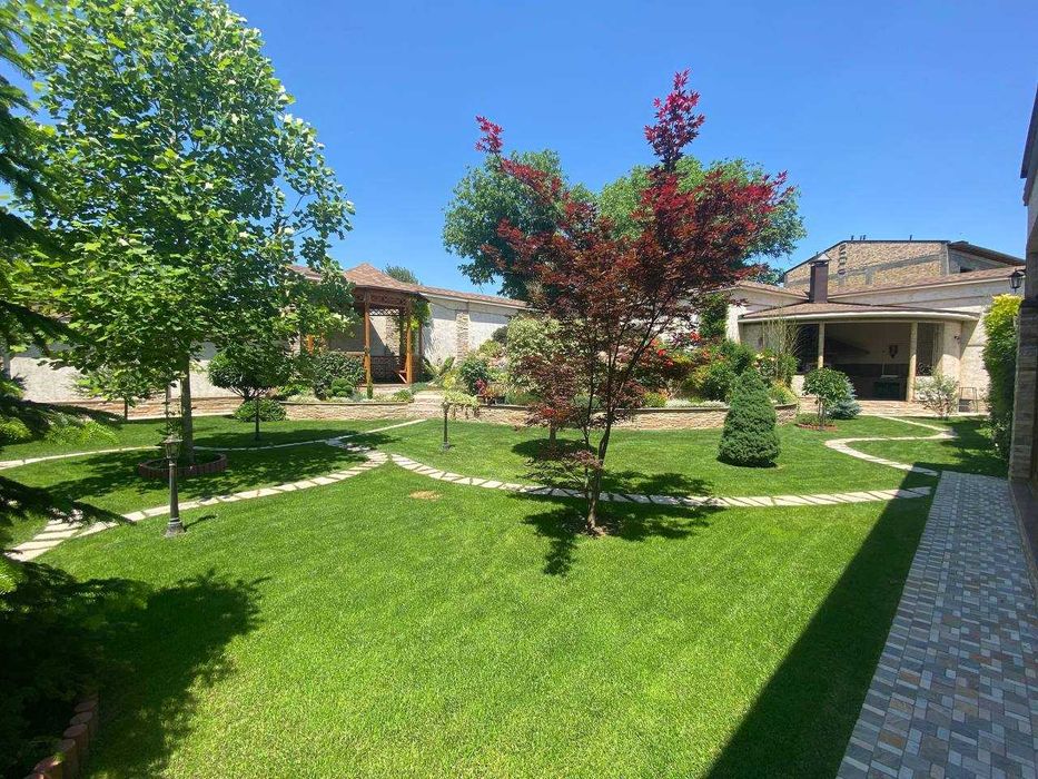 Дорогая постройка наилучшего проекта особняка с 22 сотками