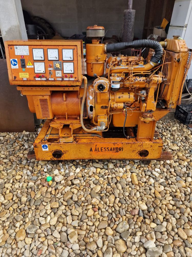 Generator 20 Kw FUNCTIONAL 1484 ore de functionare