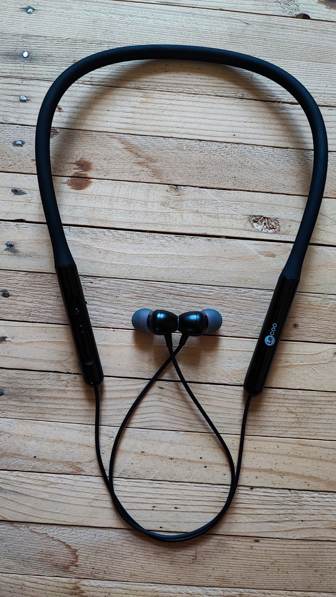 Lecoo. bluetoothli naushnik